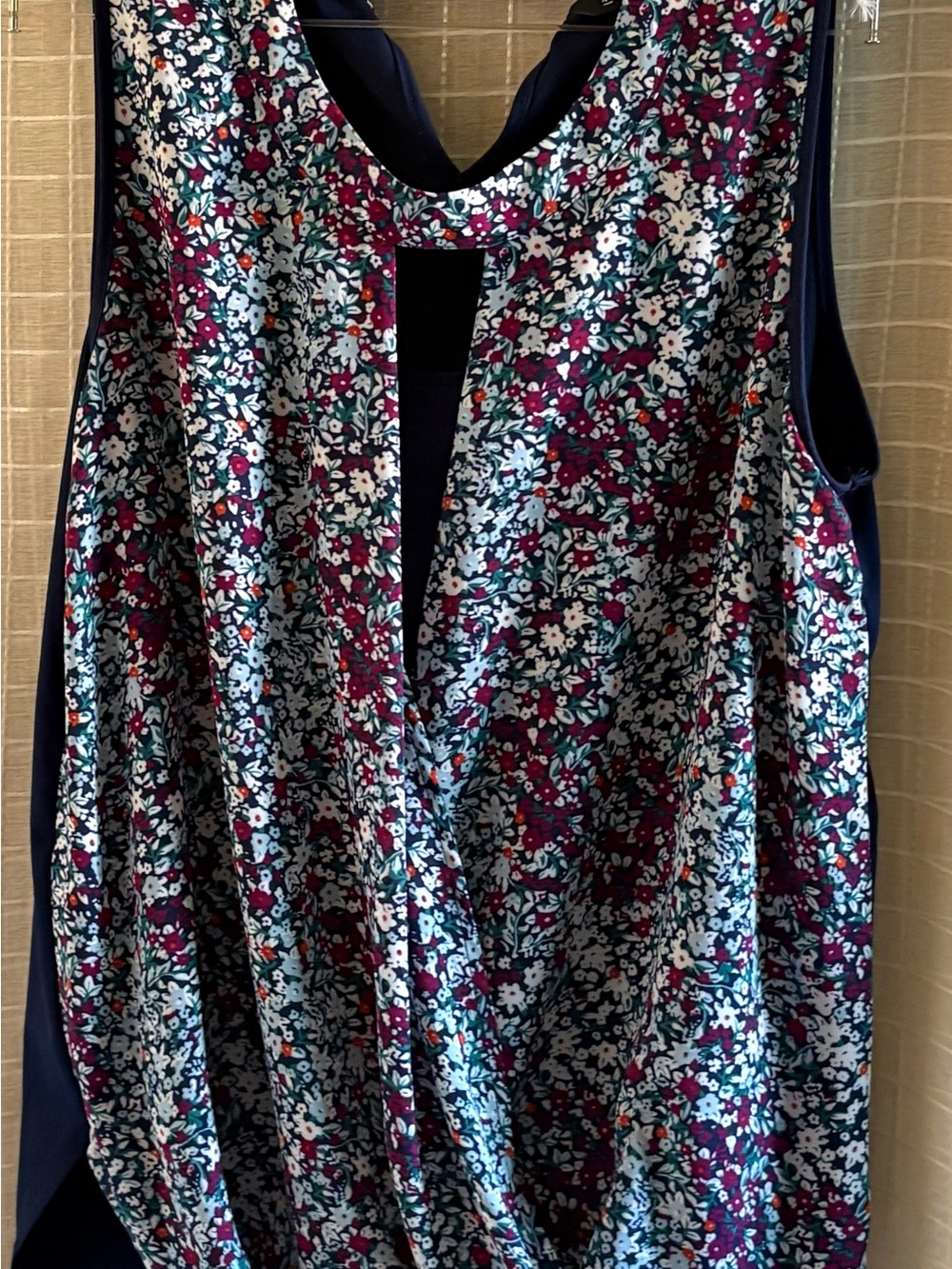 41 Hawthorn Navy, Burgundy & White Floral Sleeveless Tunic